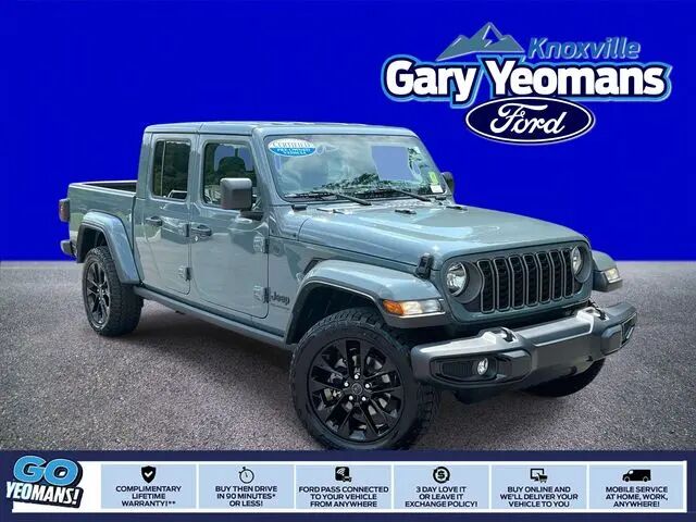 2025 Jeep Gladiator Sport — photo 1 of 13