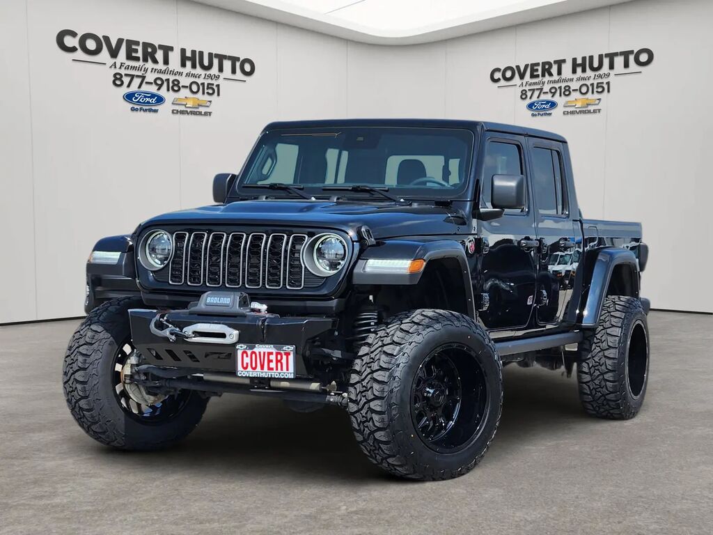 2025 Jeep Gladiator Rubicon — photo 1 of 13