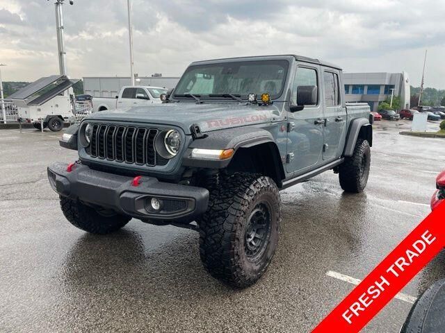 2025 Jeep Gladiator Rubicon — photo 1 of 13
