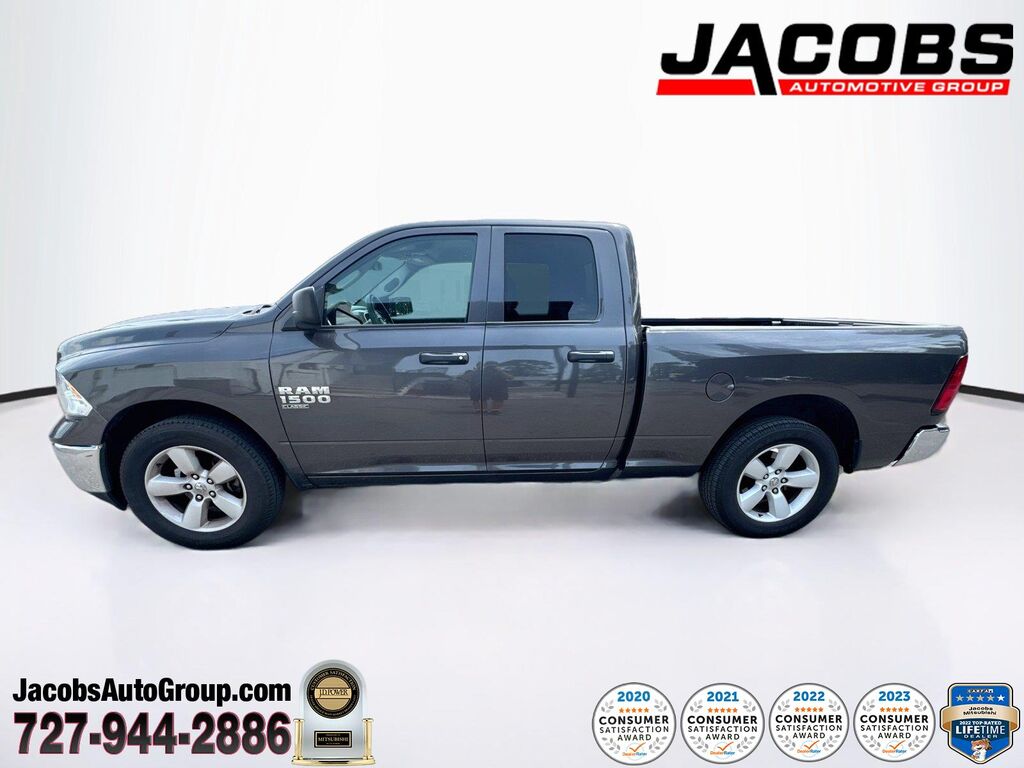 2024 Ram 1500 Classic SLT — photo 1 of 13