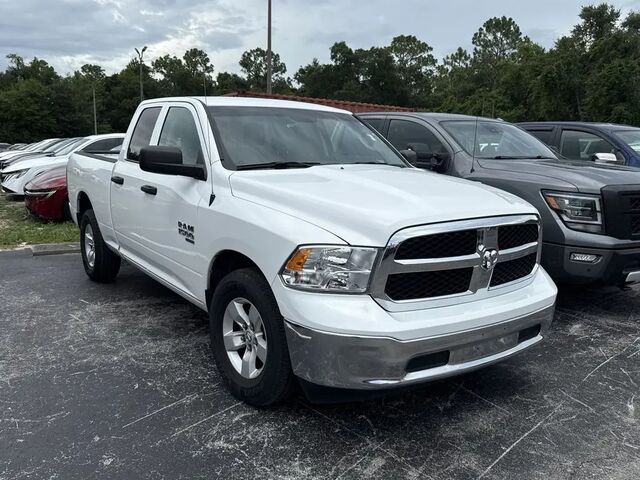 2024 Ram 1500 Classic SLT