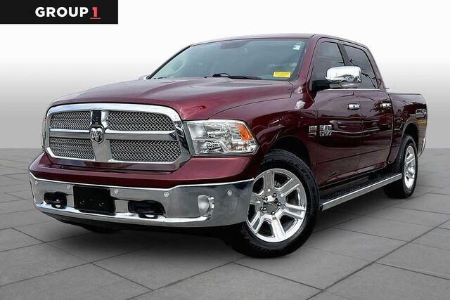 2017 Ram 1500 SLT