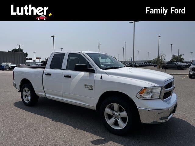 2024 Ram 1500 Classic SLT — photo 1 of 12