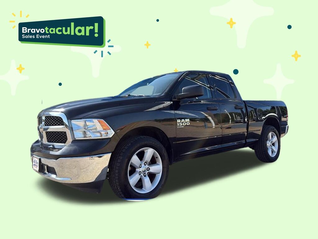 2024 Ram 1500 Classic SLT — photo 1 of 7