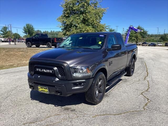 2020 Ram 1500 Classic SLT — photo 1 of 5