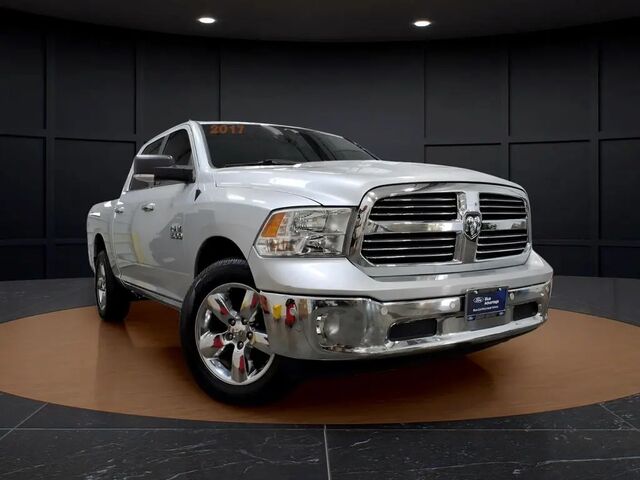 2017 Ram 1500 SLT