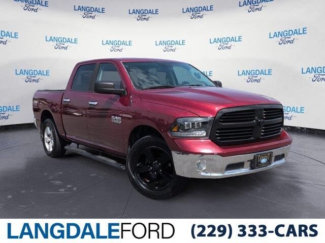 2015 Ram 1500 SLT — photo 1 of 5