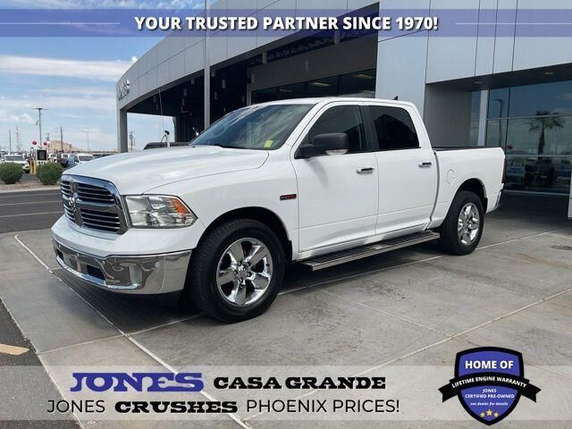2018 Ram 1500 SLT — photo 1 of 2