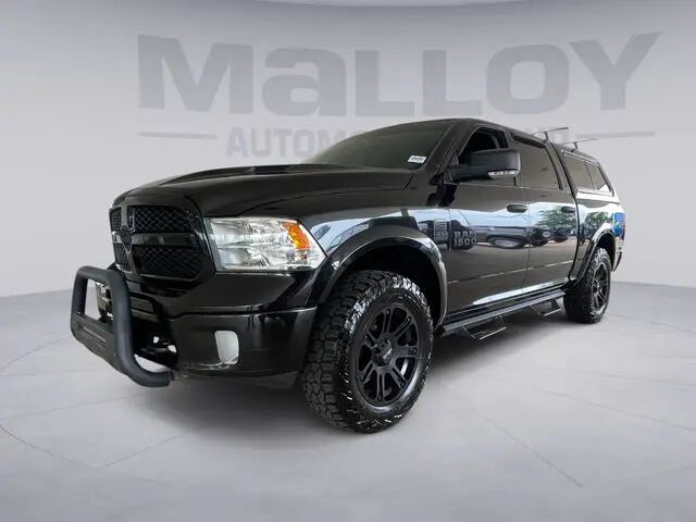 2015 Ram 1500 SLT