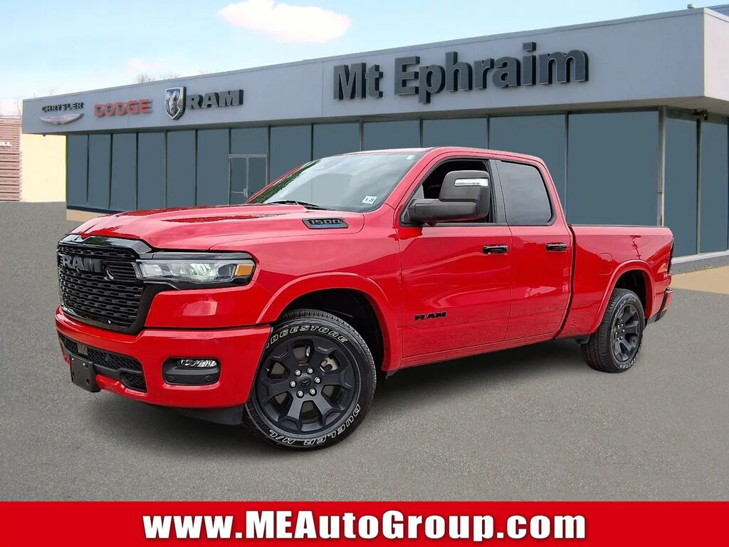 2025 Ram 1500 Big Horn — photo 1 of 13