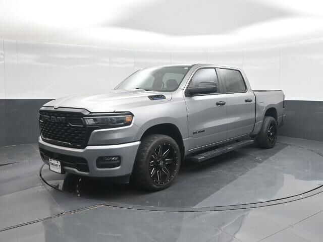 2025 Ram 1500 Tradesman — photo 1 of 13