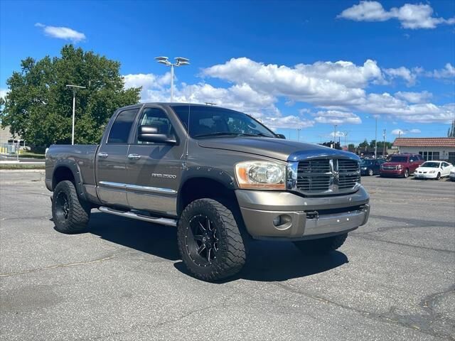 2006 Dodge Ram 2500 Laramie — photo 1 of 13