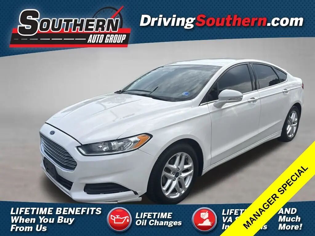 2016 Ford Fusion SE — photo 1 of 13