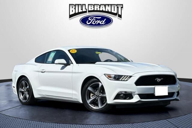 2015 Ford Mustang V6 — photo 1 of 13
