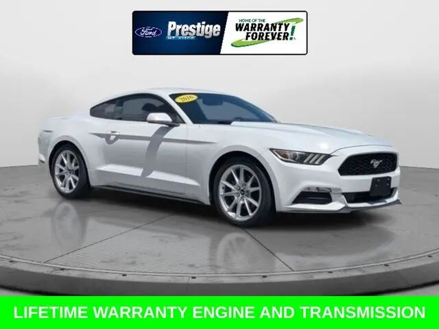2016 Ford Mustang V6 — photo 1 of 12