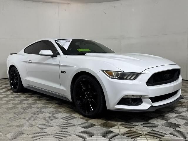 2017 Ford Mustang GT