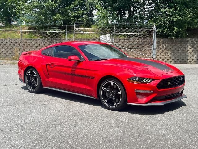 2019 Ford Mustang GT Premium — photo 1 of 13