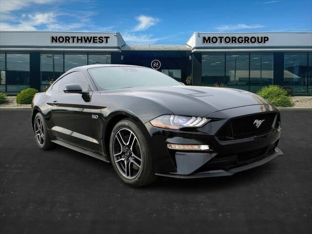 2022 Ford Mustang GT — photo 1 of 13