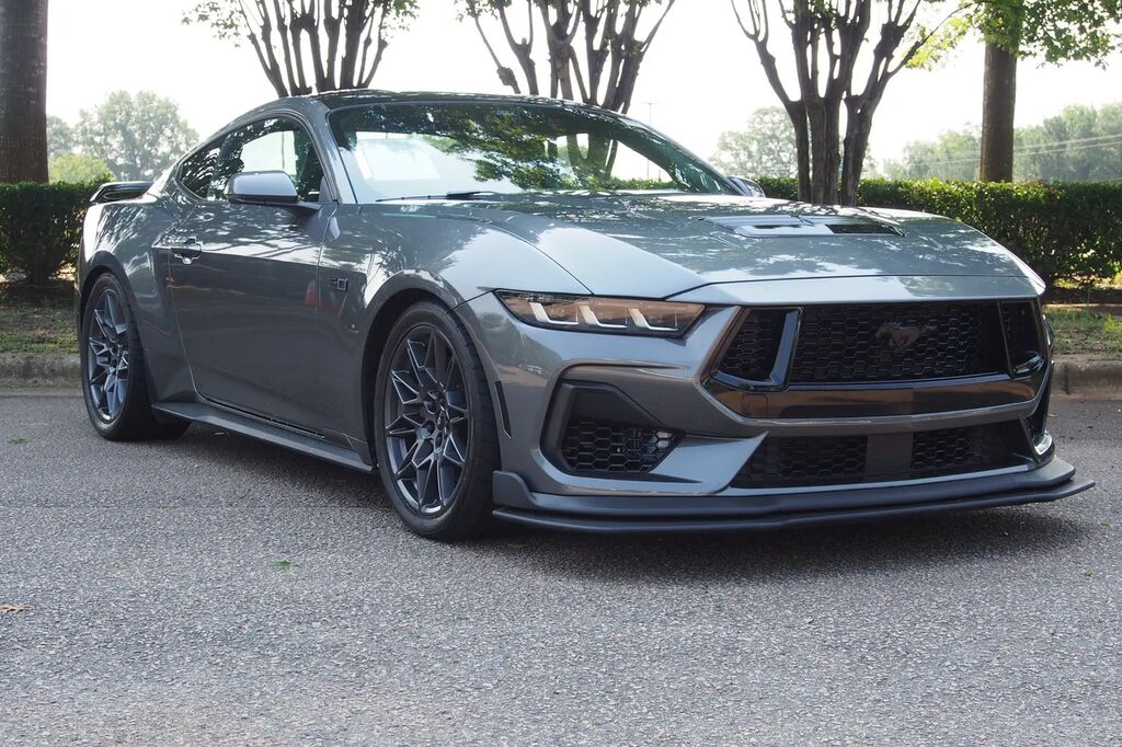 2024 Ford Mustang GT Premium — photo 1 of 13