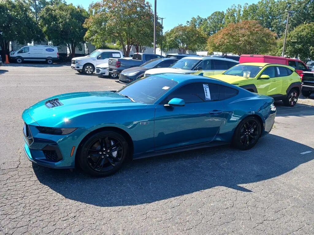 2026 Ford Mustang GT — photo 1 of 13