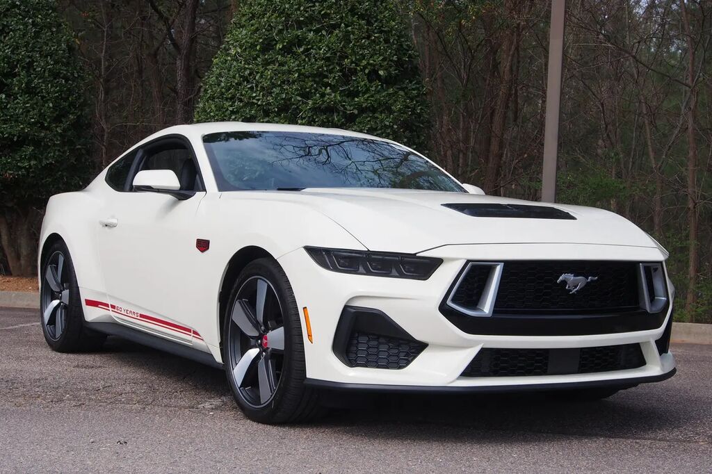2025 Ford Mustang GT Premium — photo 1 of 13