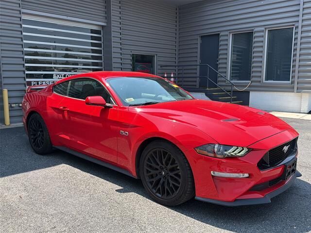 2020 Ford Mustang GT Premium — photo 1 of 1
