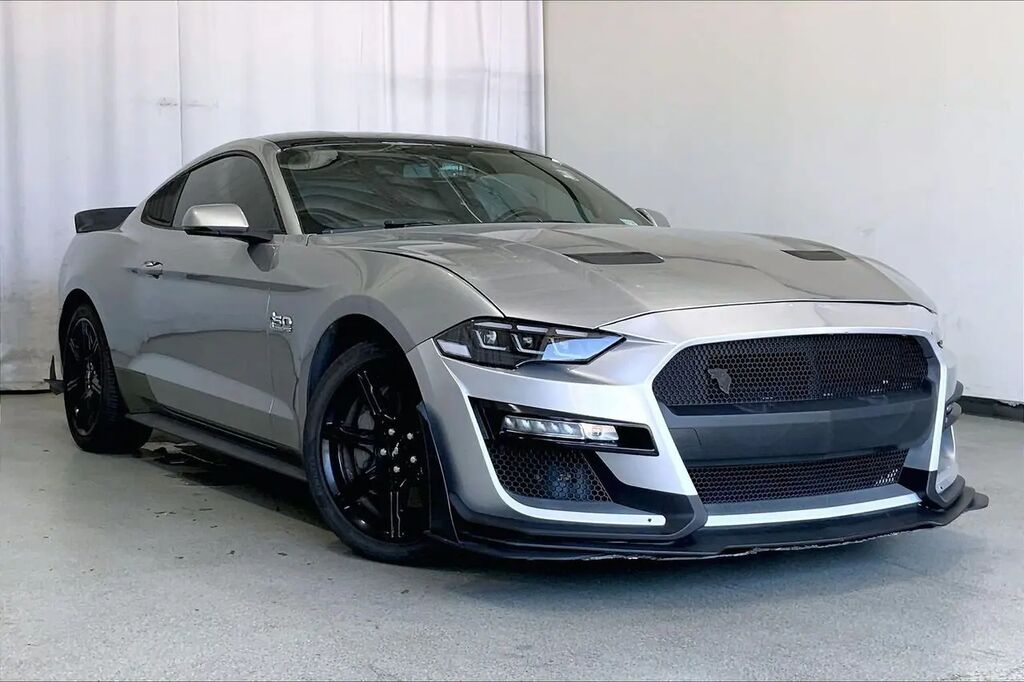 2020 Ford Mustang GT Premium — photo 1 of 13