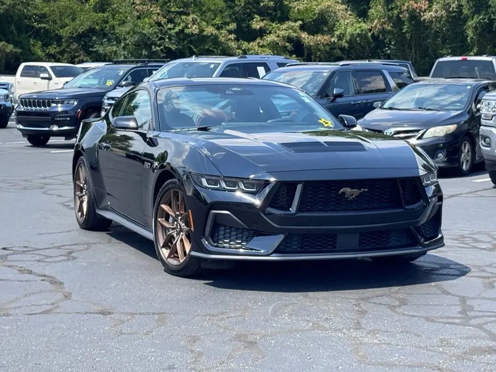 2025 Ford Mustang GT Premium — photo 1 of 13