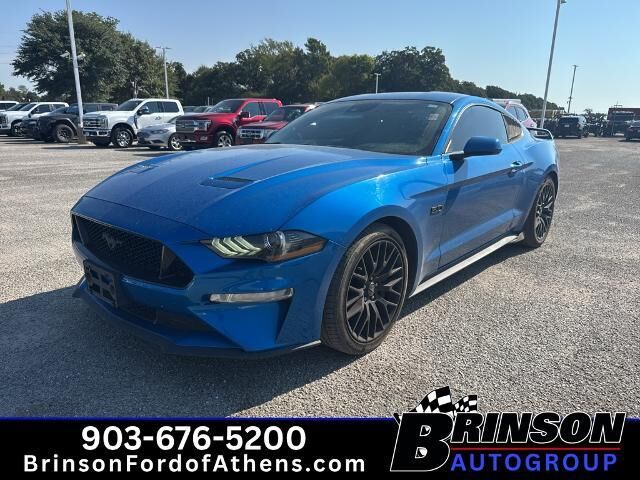 2021 Ford Mustang GT — photo 1 of 13
