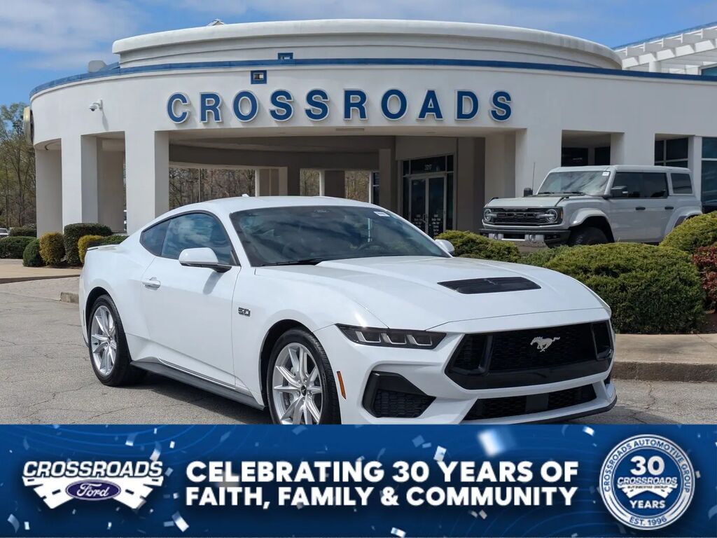 2025 Ford Mustang GT Premium — photo 1 of 13