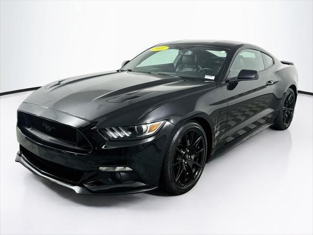 2017 Ford Mustang GT Premium — photo 1 of 13