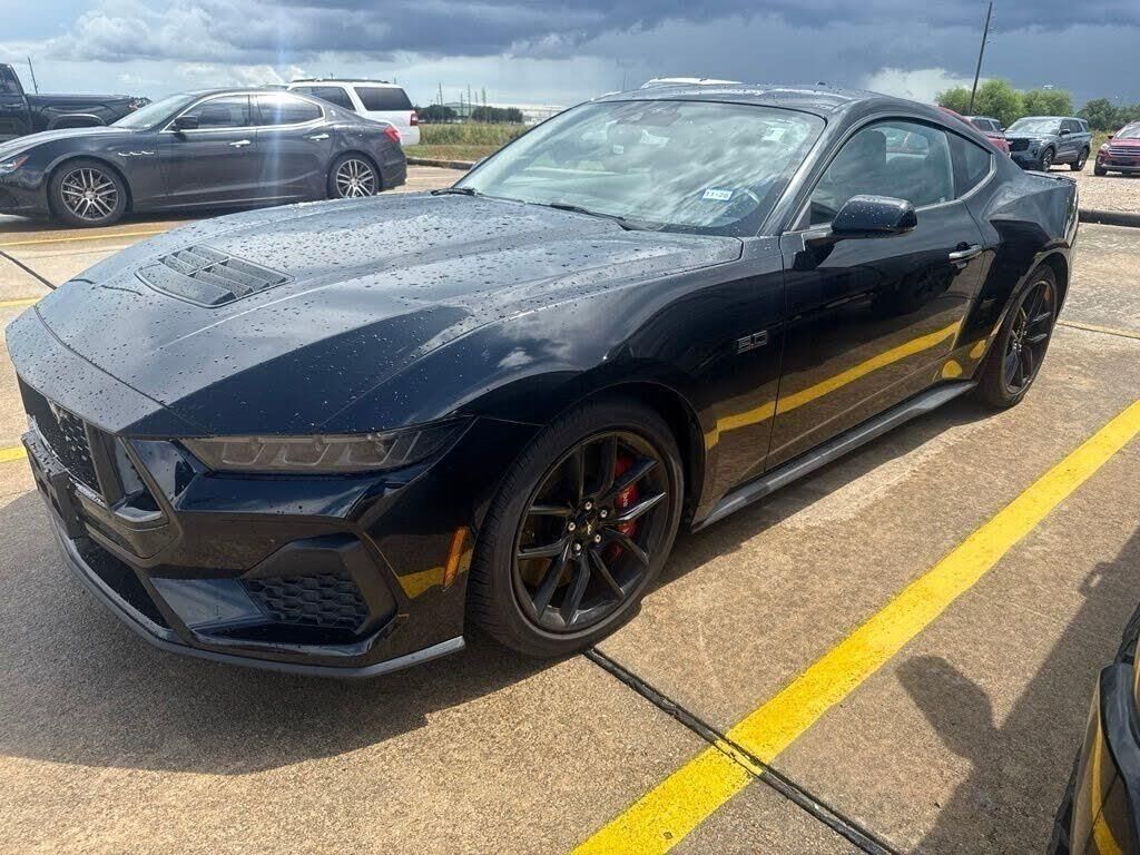 2024 Ford Mustang GT Premium — photo 1 of 1