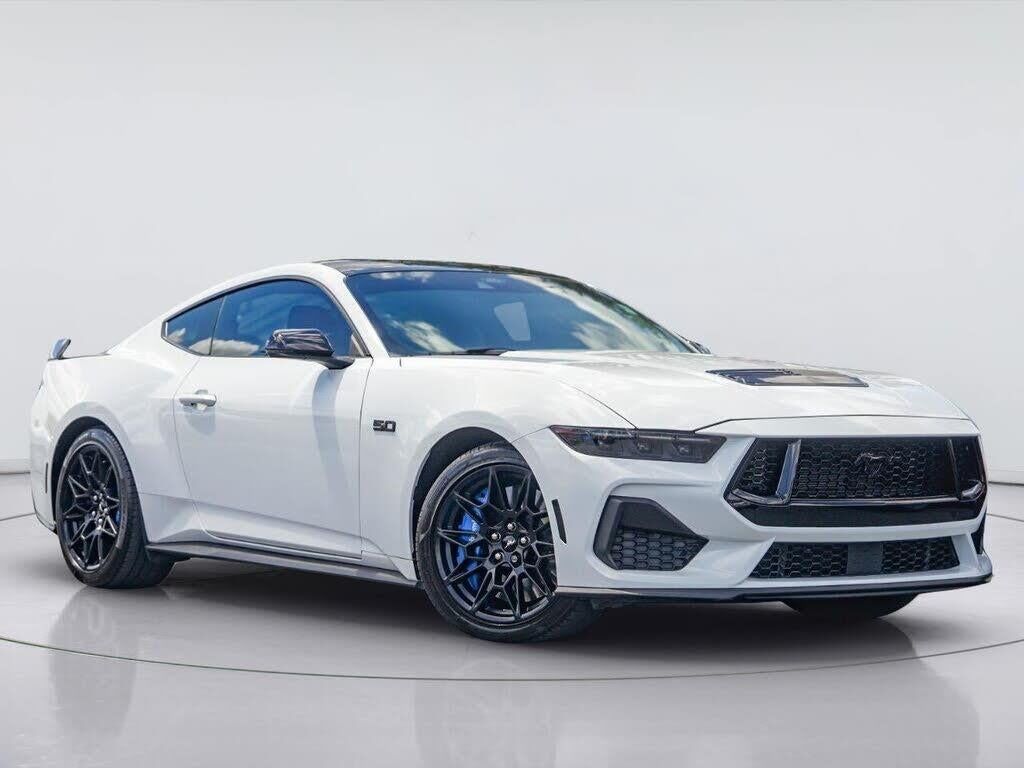 2024 Ford Mustang GT Premium — photo 1 of 1