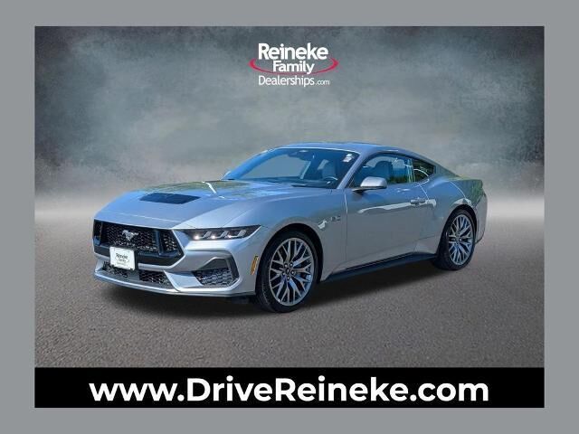 2025 Ford Mustang GT Premium — photo 1 of 12