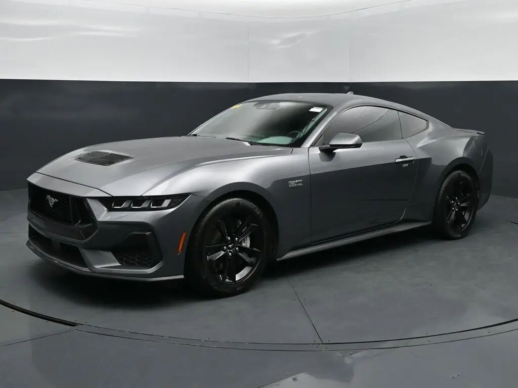 2024 Ford Mustang GT — photo 1 of 13