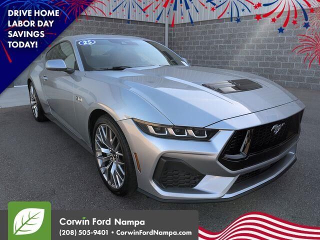 2025 Ford Mustang GT Premium — photo 1 of 13