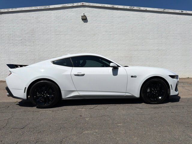 2025 Ford Mustang GT — photo 1 of 1