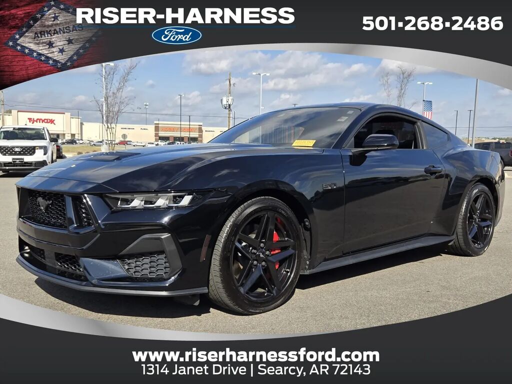 2024 Ford Mustang GT — photo 1 of 13