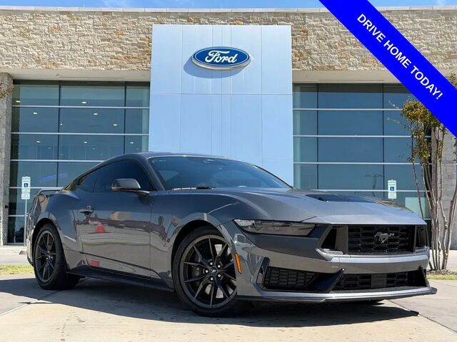 2024 Ford Mustang Dark Horse