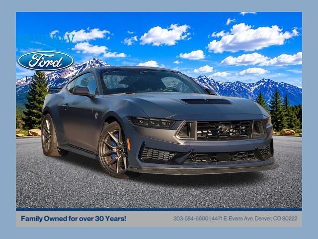 2025 Ford Mustang Dark Horse
