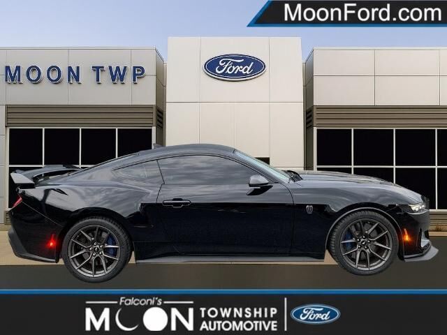2025 Ford Mustang Dark Horse