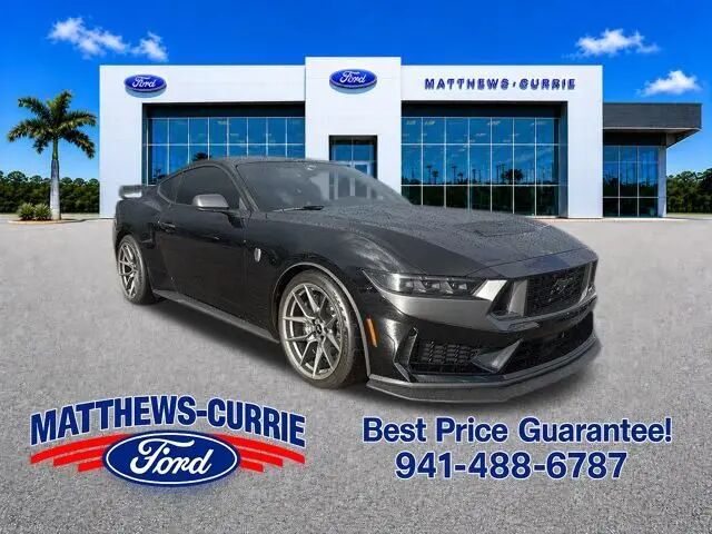 2025 Ford Mustang Dark Horse — photo 1 of 12