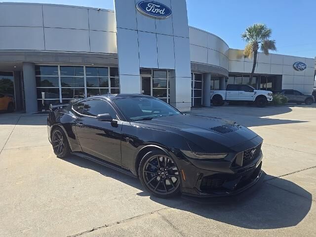 2024 Ford Mustang Dark Horse