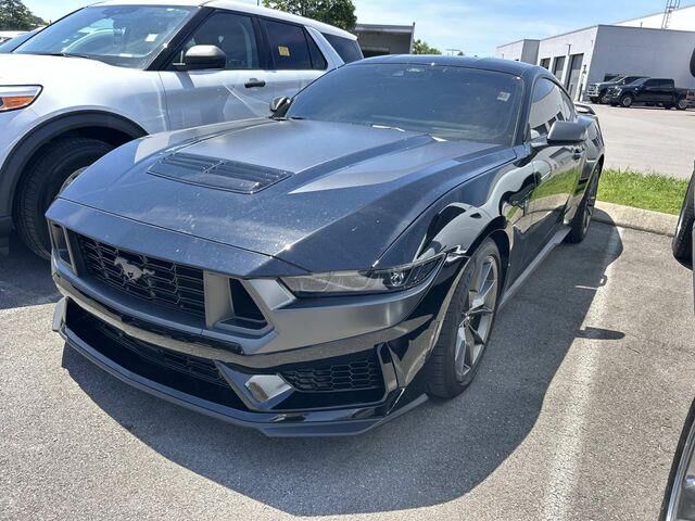 2025 Ford Mustang Dark Horse