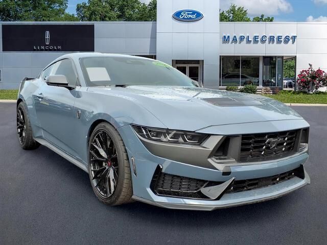 2025 Ford Mustang Dark Horse