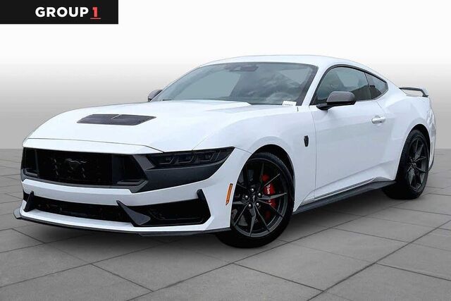 2025 Ford Mustang Dark Horse