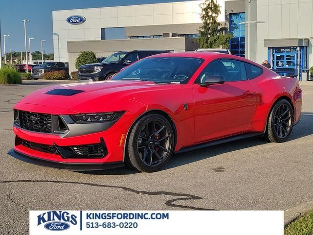 2025 Ford Mustang Dark Horse