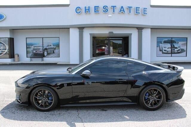 2026 Ford Mustang Dark Horse — photo 1 of 13