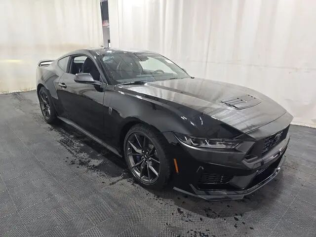 2024 Ford Mustang Dark Horse — photo 1 of 5