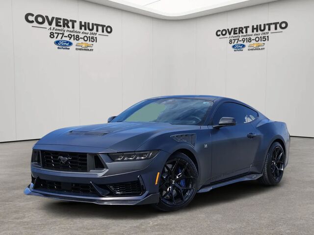 2025 Ford Mustang Dark Horse